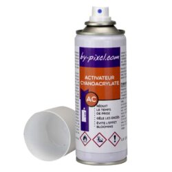 photo d'activateur débouchonné pour colle glue, devant du produit