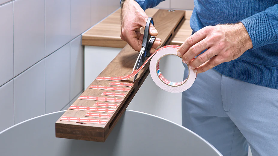 Double face de fixation waterproof tesa pour carrelage et métal – 19mm – rouleau de 1,5 m – Image 6